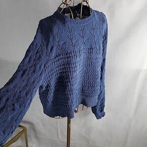 Lavender Blue Knit Cropped Wide Sleeved Sweater Size M